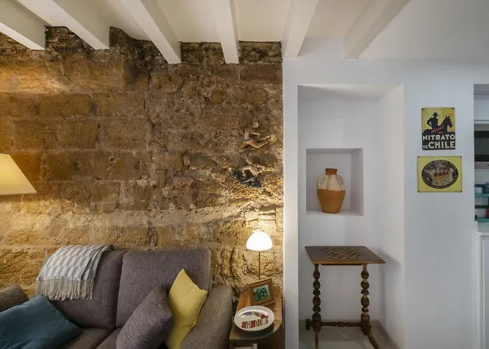 Casa La Muralla Medieval By Cadiz4rentals * Cádiz