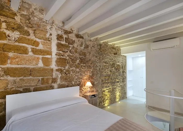아파트 Casa La Muralla Medieval By Cadiz4rentals 카디스
