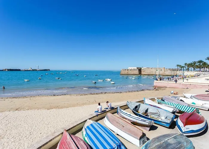 Apartment Casa La Muralla Medieval By Cadiz4rentals *