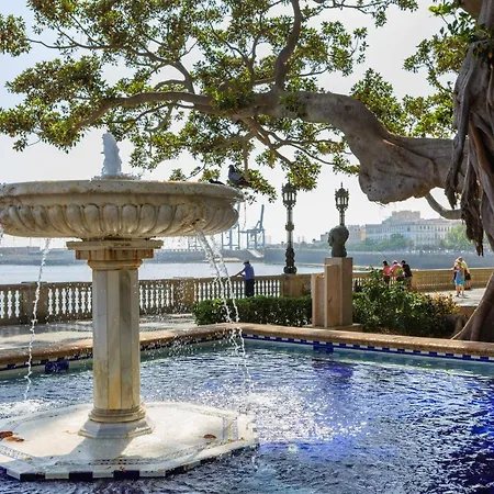 Casa La Muralla Medieval By Cadiz4rentals 아파트